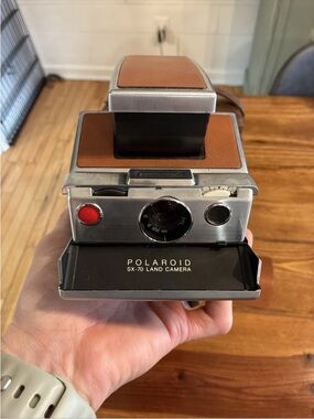 Polaroid SX-70 Alpha 1 Chrome Folding Instant Film Camera w Leather Case Rare